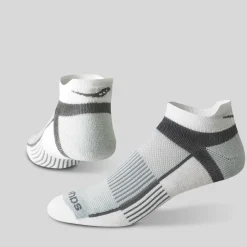 Saucony Inferno Cushioned No Show Tab 3-Pack Socks White Clearance