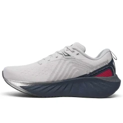 Saucony Triumph 22 Store